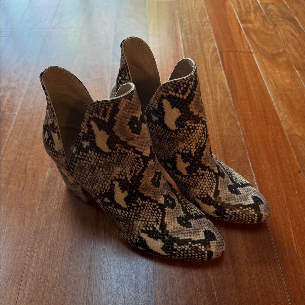 Steve Madden Brown Snakeskin Ankle Booties